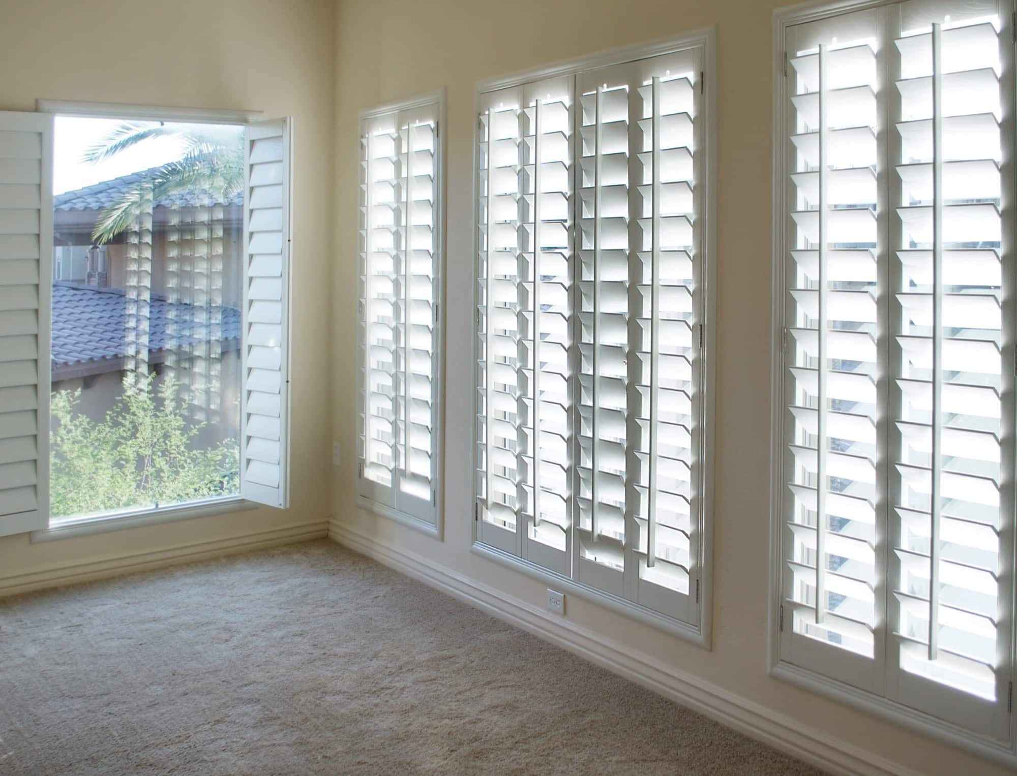 Plantation Shutters 