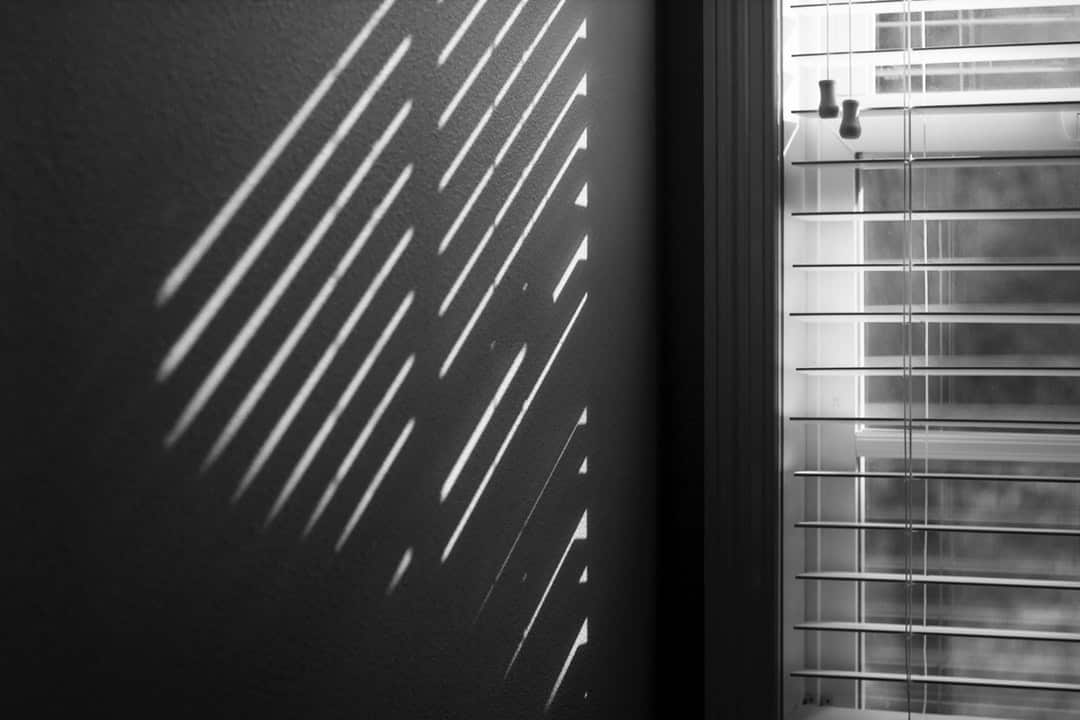 venetian blinds